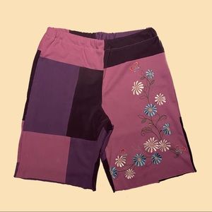 Floral Embroidered elastic waistband colorful patchwork reworked sweat-shorts